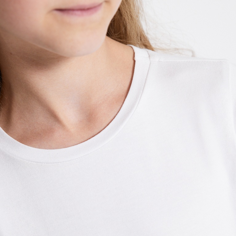 Soft feel tee "Liv star"